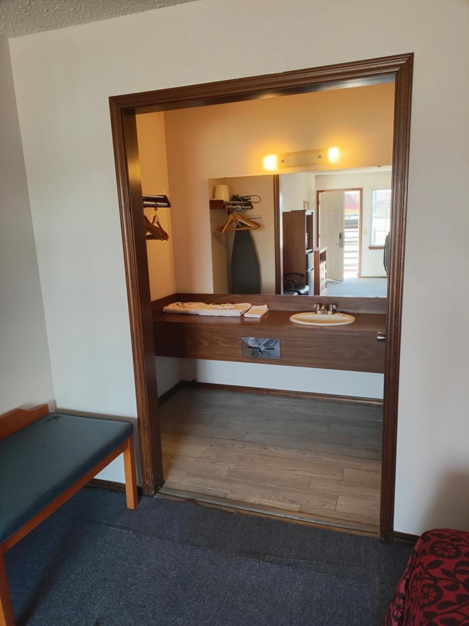 Heritage Inn Fairview Экстерьер фото